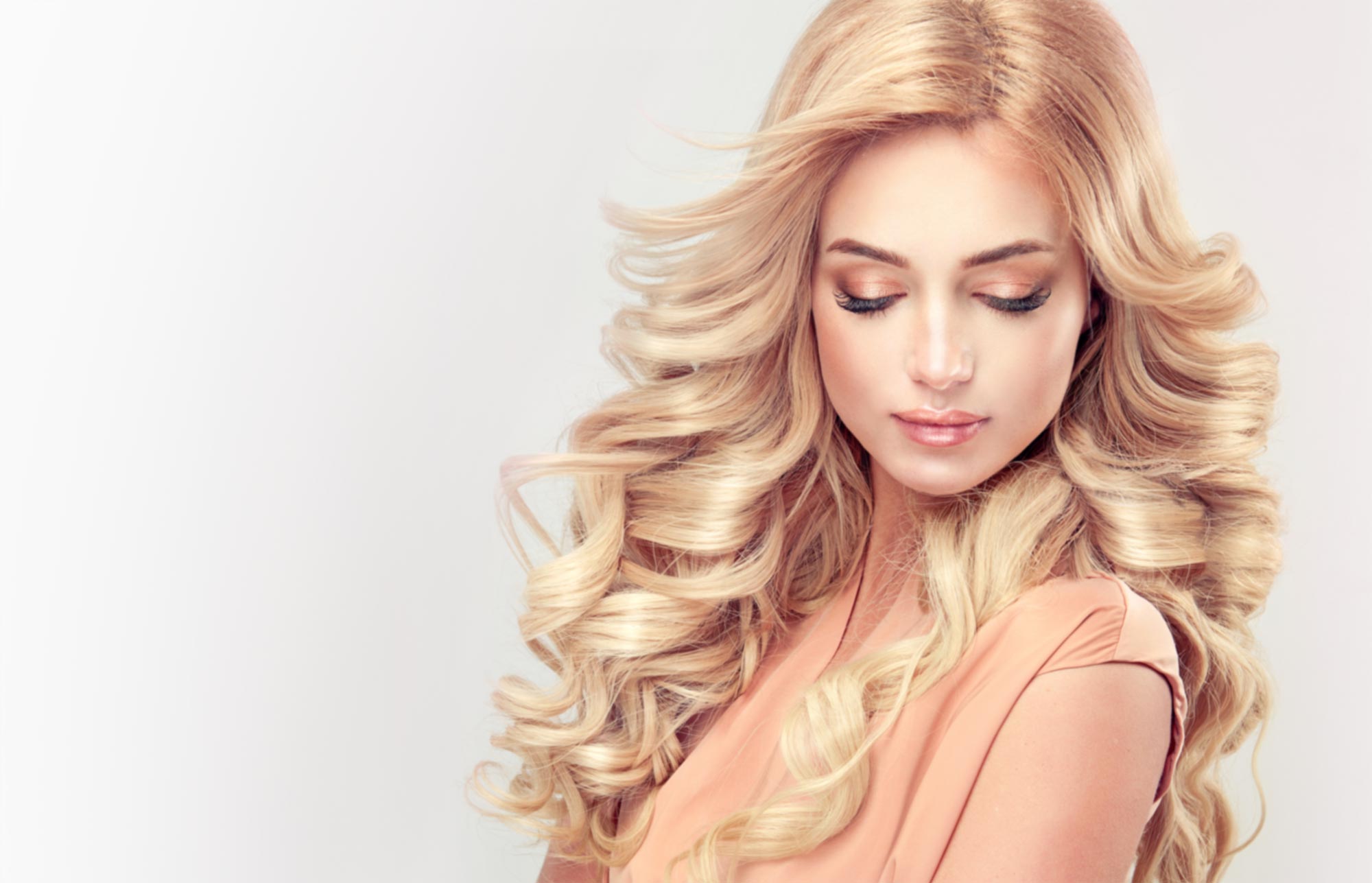 hermas-cabelos Cortes de Cabelo, Lavagem, Escova, Colorações, Californianas, Relaxamentos, Hidratação, Alongamentos, Aplique, Penteados.